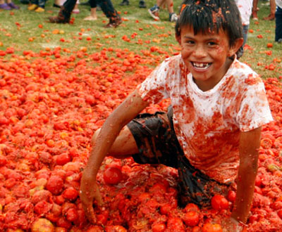 Sutamarch�n lista para la S�ptima Gran Tomatina Colombiana