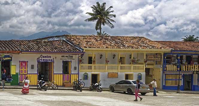 En Colombia ya se puede viajar por turismo, MinTransporte