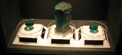 Muestra Artesanal de Joyería en Medellín Muestra Artesanal de Joyería en Medellín