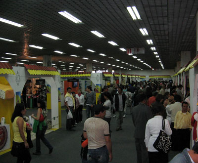 A Colombia llegaron 775.272 extranjeros en el primer semestre A Colombia llegaron 775.272 extranjeros en el primer semestre