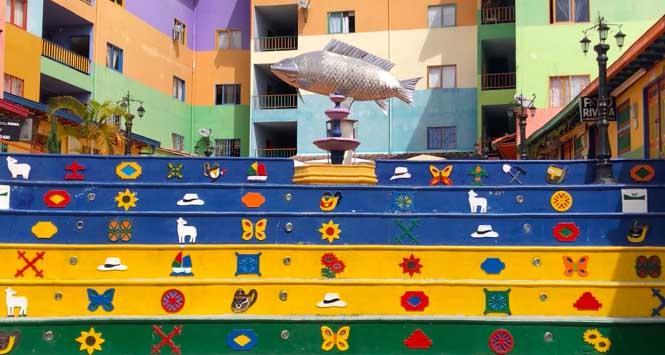 Guatapé, Pueblo de Zócalos