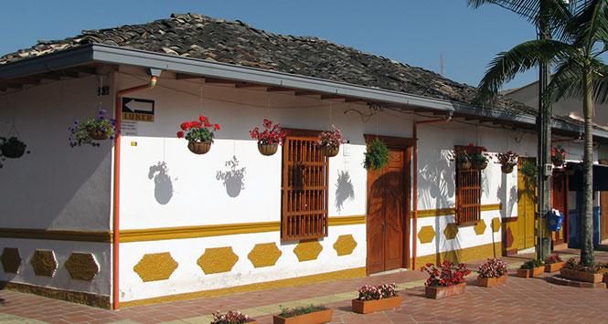 La Vuelta a Oriente