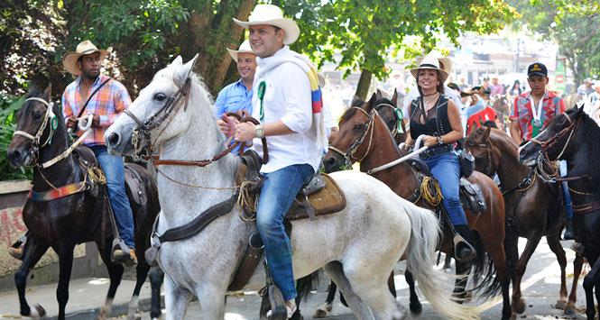 Así se vivió la Cabalgata de Sabaneta, Antioquia Así se vivió la Cabalgata de Sabaneta, Antioquia