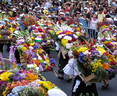 Ocho festividades para disfrutar el octavo mes del año Ocho festividades para disfrutar el octavo mes del año