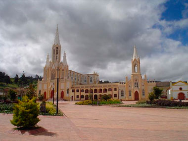 Fiestas en honor al Santísimo Sacramento del Altar en Toca, Boyacá Fiestas en honor al Santísimo Sacramento del Altar en Toca, Boyacá