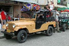 Turismo en el Quindío desde un Willys. Turismo en el Quindío desde un Willys.