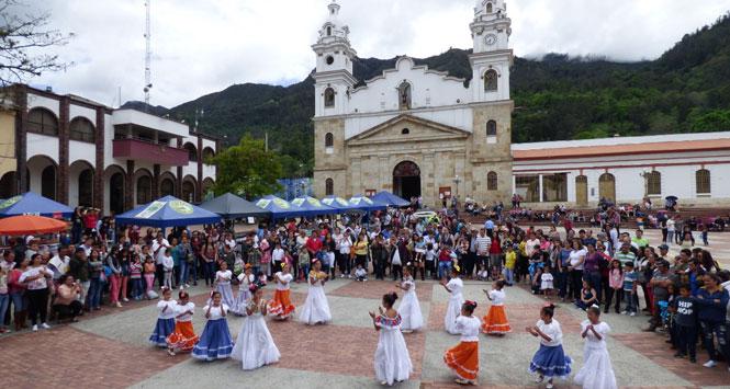 Semana Cultural en Choachí, un municipio que lo tiene todo