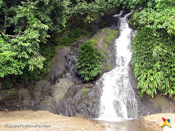 Cascada El Tigre Bahia Solano